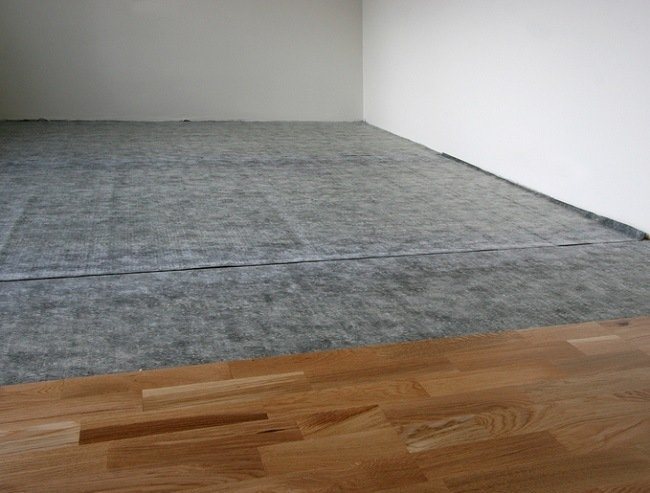 exposed laminate floor underlay